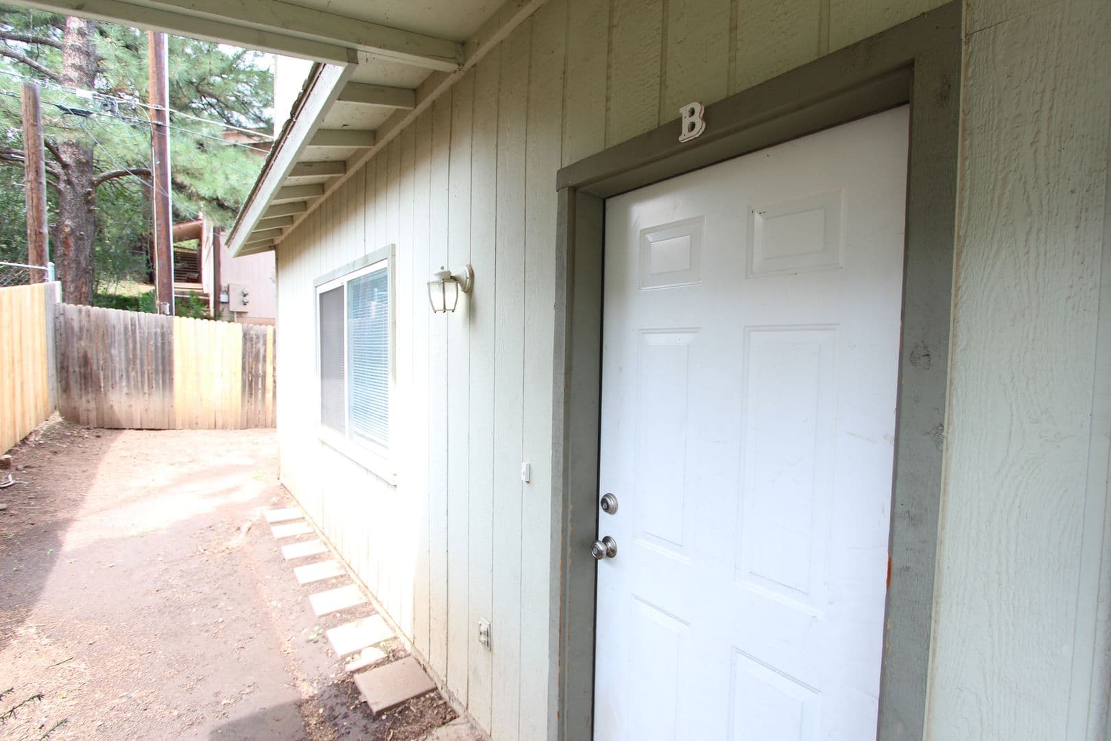 Flagstaff Apartment: 2115 N. West St.