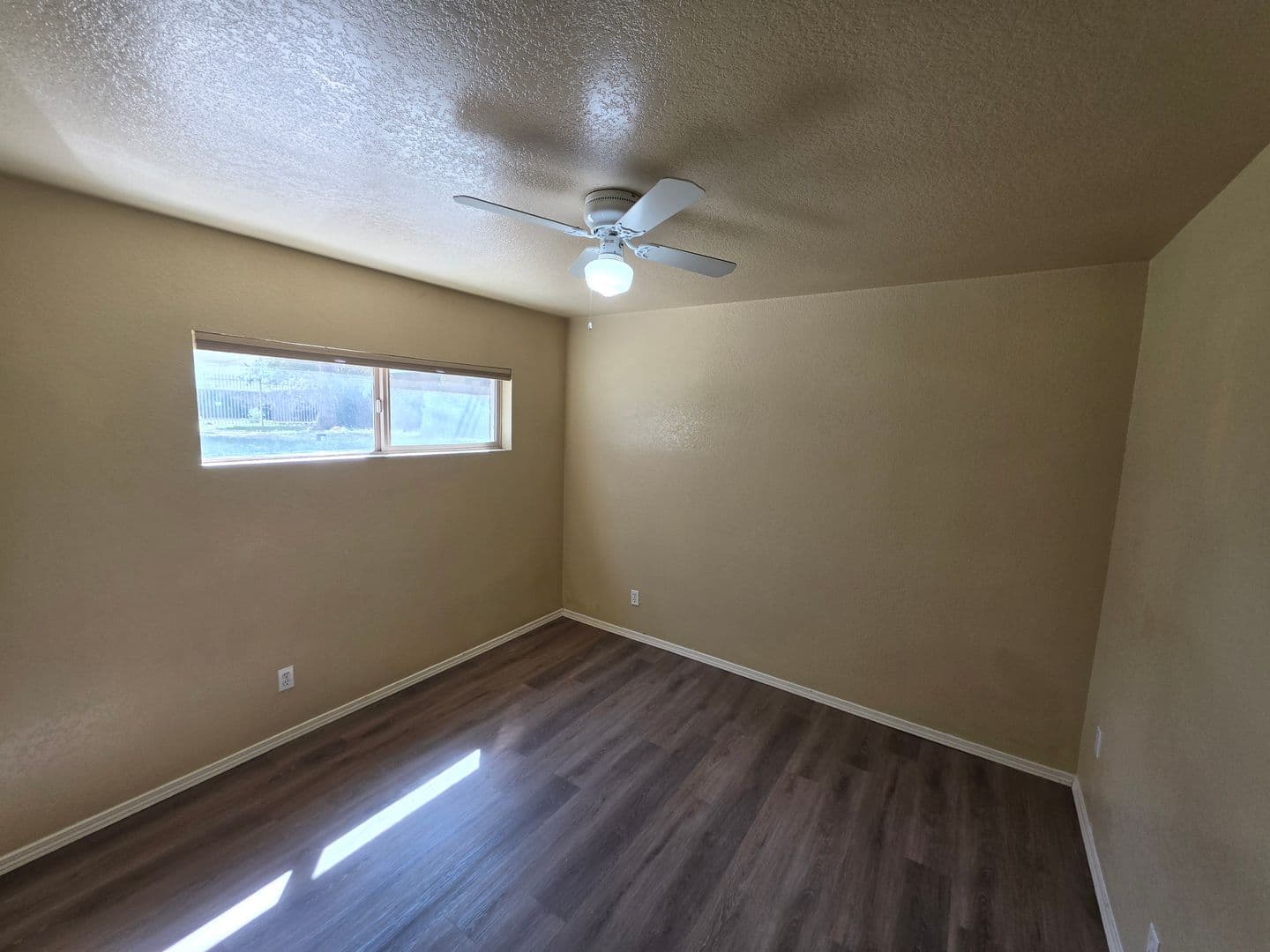 Flagstaff Apartment: 2112 N First St