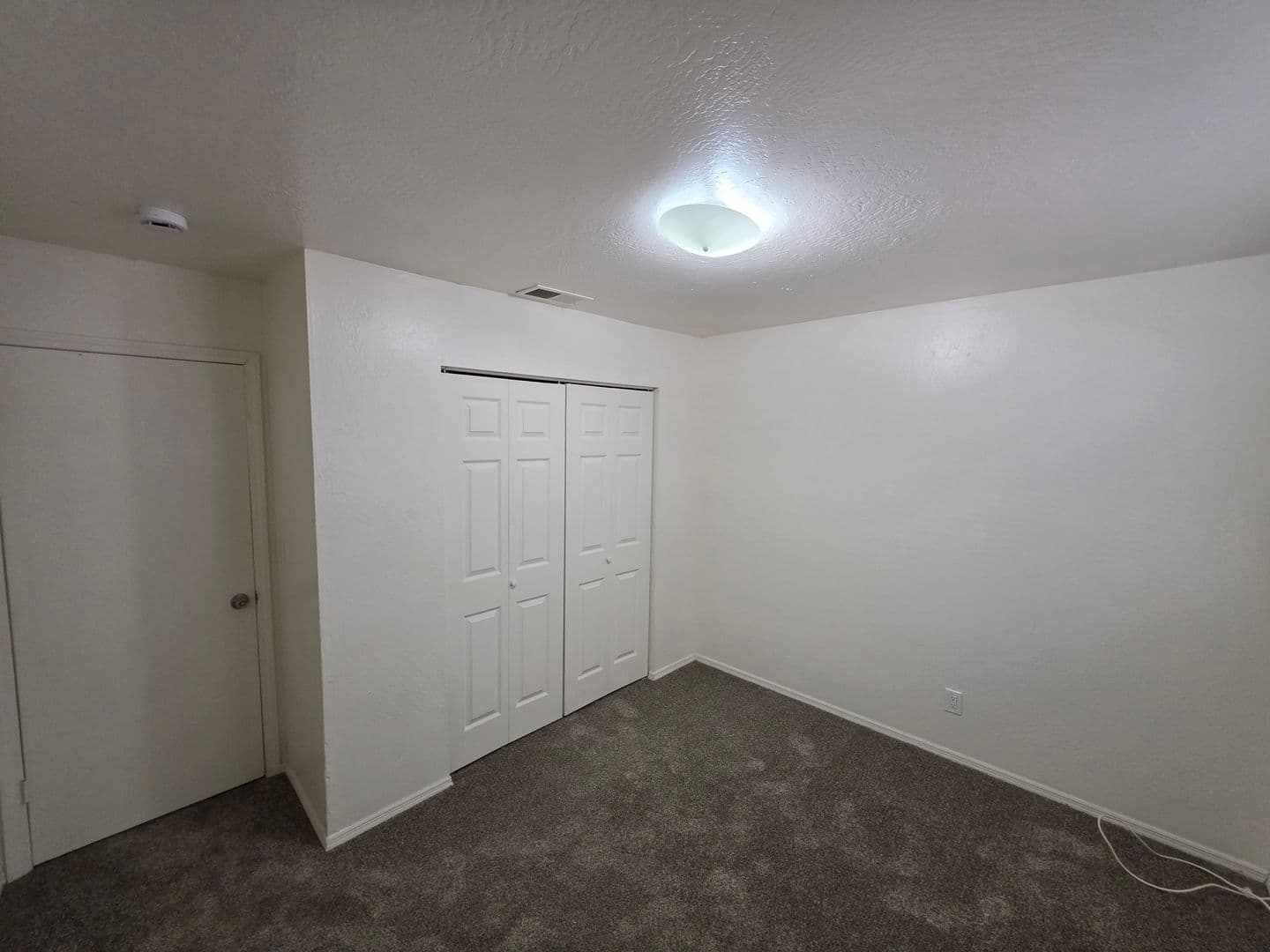 Flagstaff Apartment: 1719 N. East St.