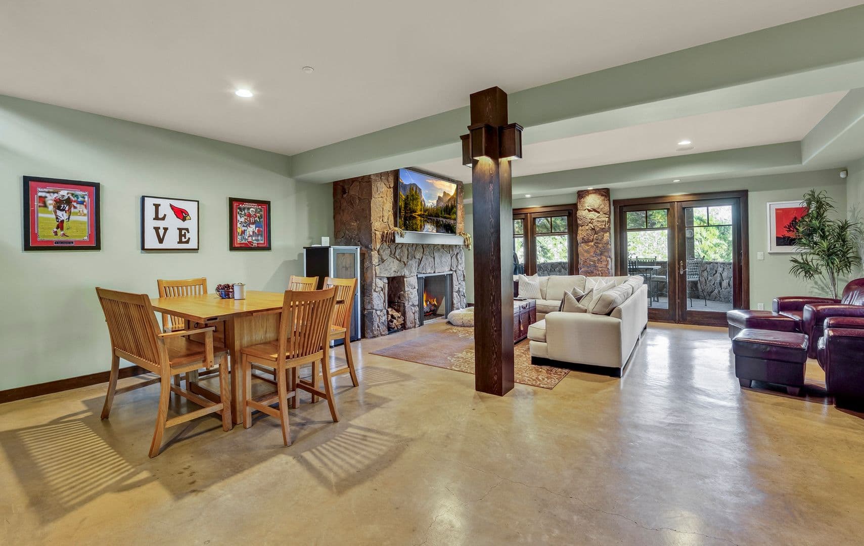 Flagstaff House: 1607 E Morgan Run Dr