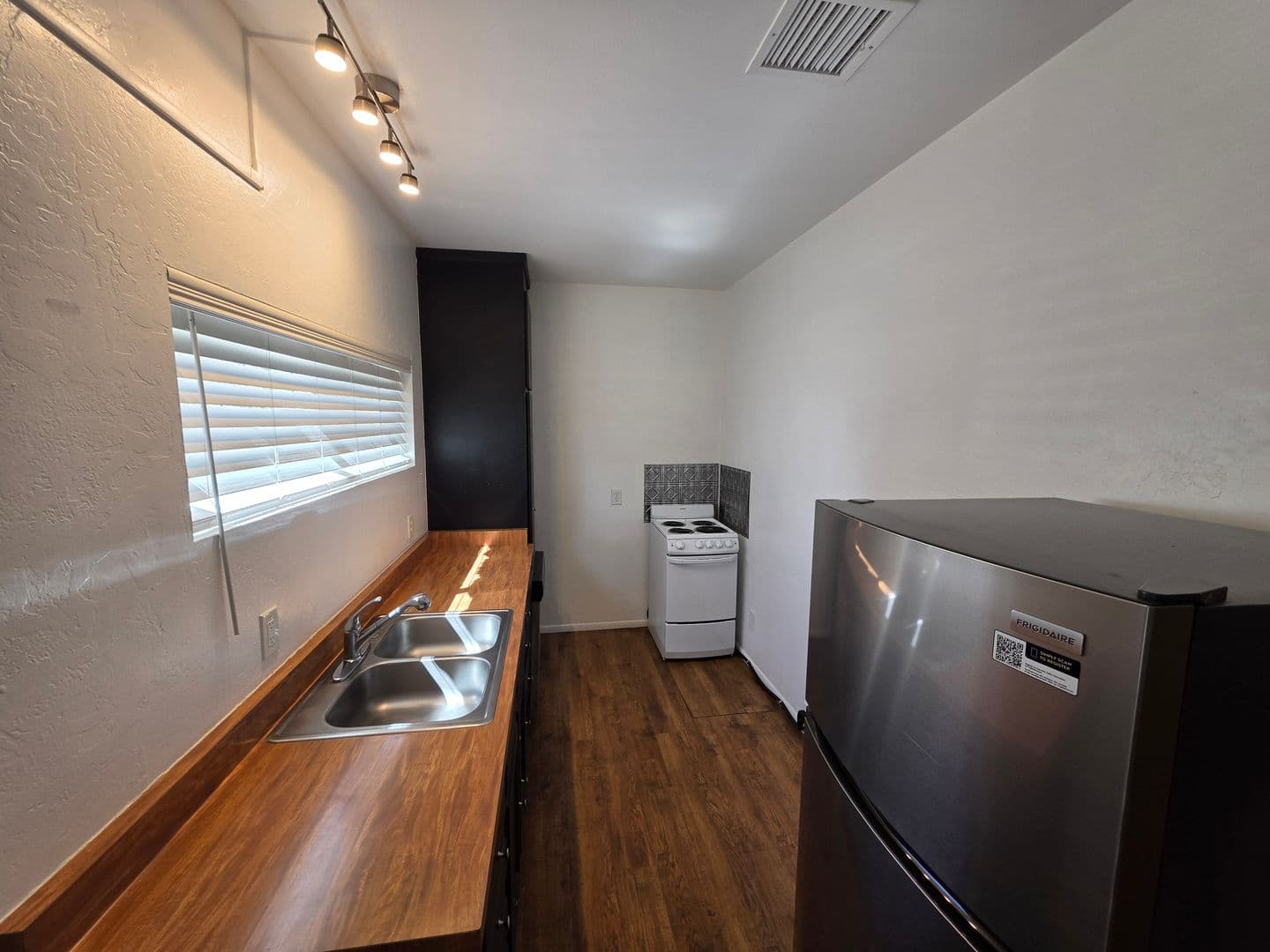 Flagstaff Apartment: 208 W Dale Ave