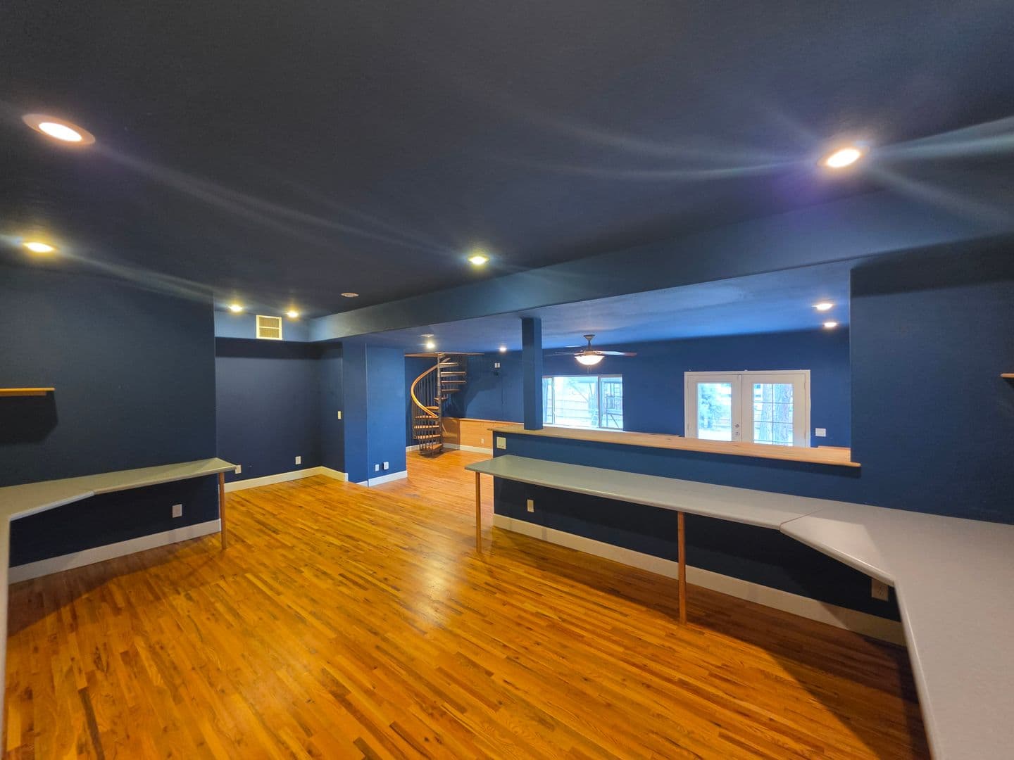Flagstaff House: 2374 S Cliffview St