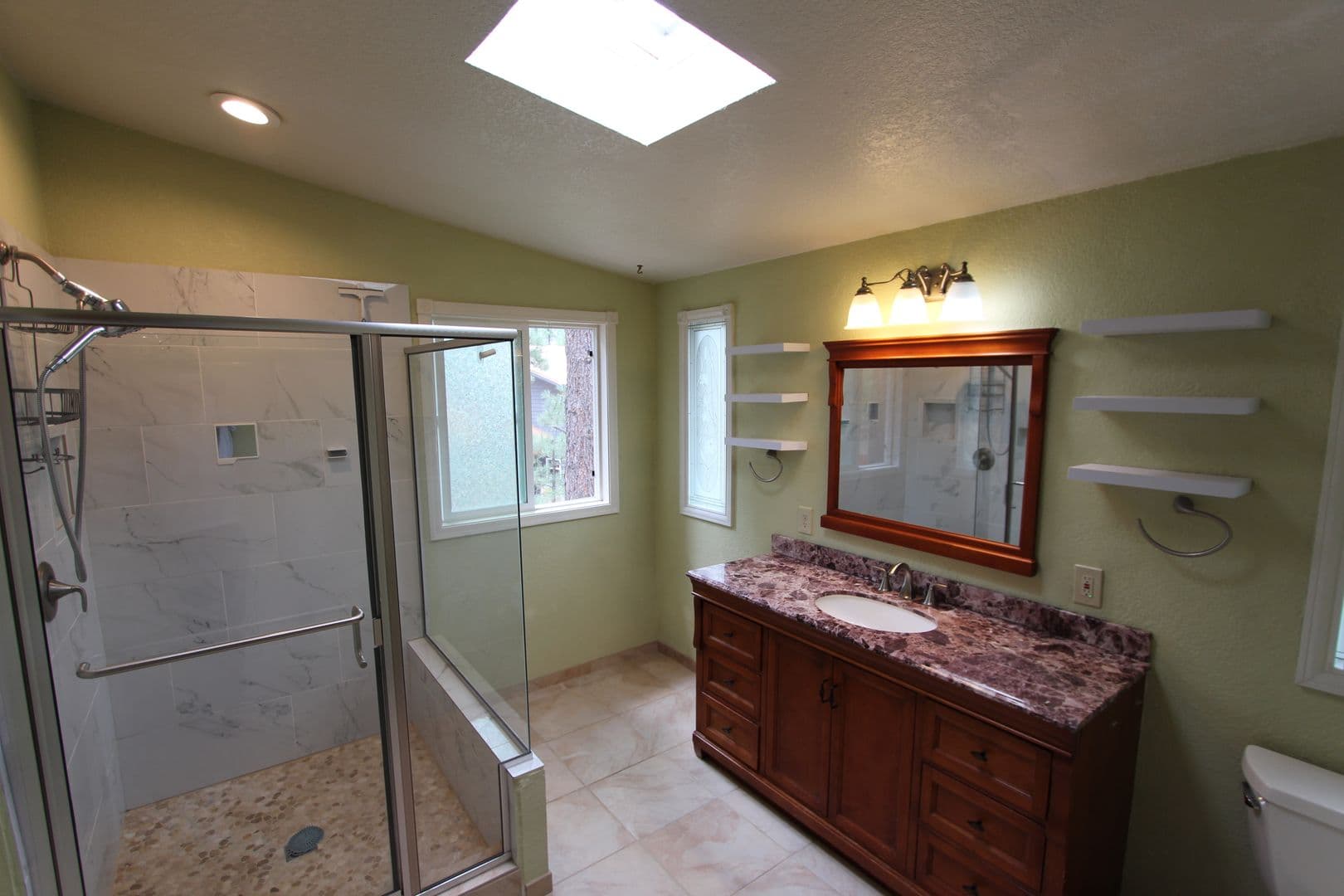 Flagstaff House: 95 E Camille Dr