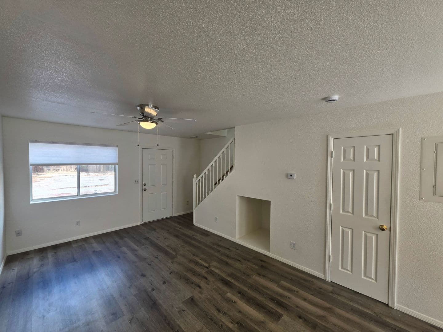 Flagstaff Apartment: 1906 N. Main St.