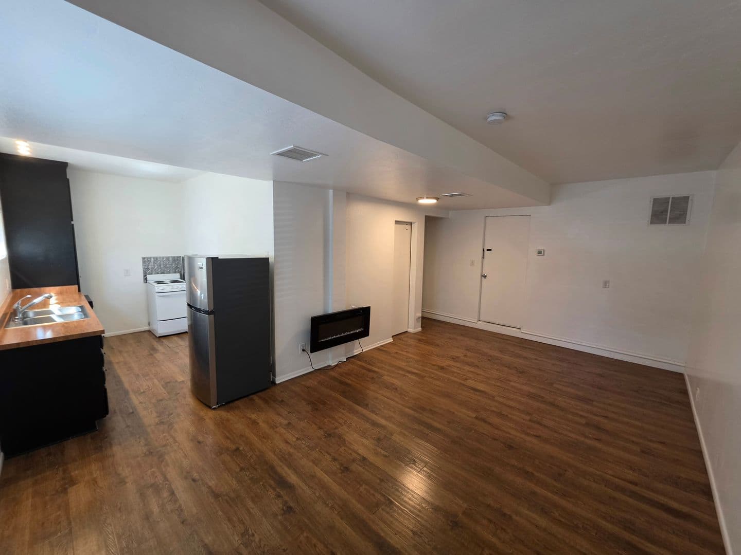 Flagstaff Apartment: 208 W Dale Ave