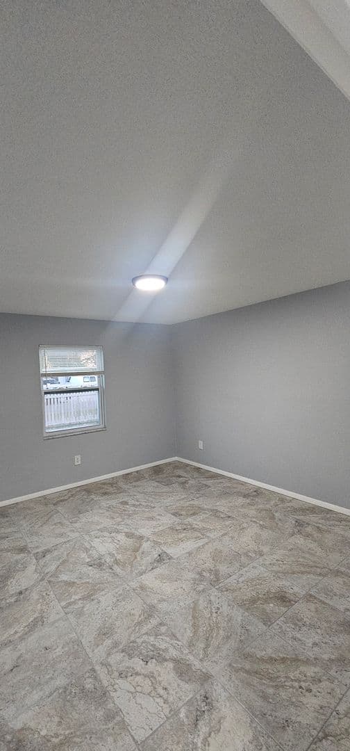 Orlando Apartment: 5684 Tomoka Drive #106