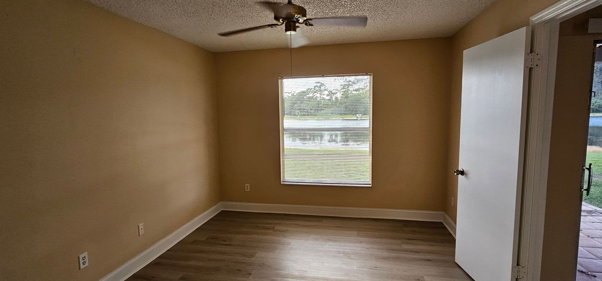 Orlando Townhome: 14686 Laguna Beach Circle