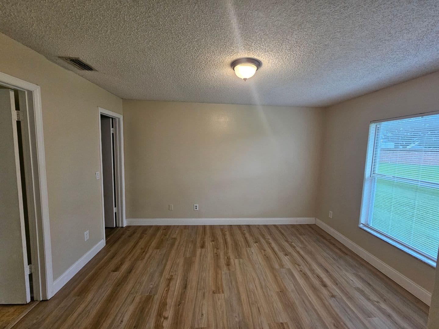Orlando Apartment: 14508 Laguna Beach Circle