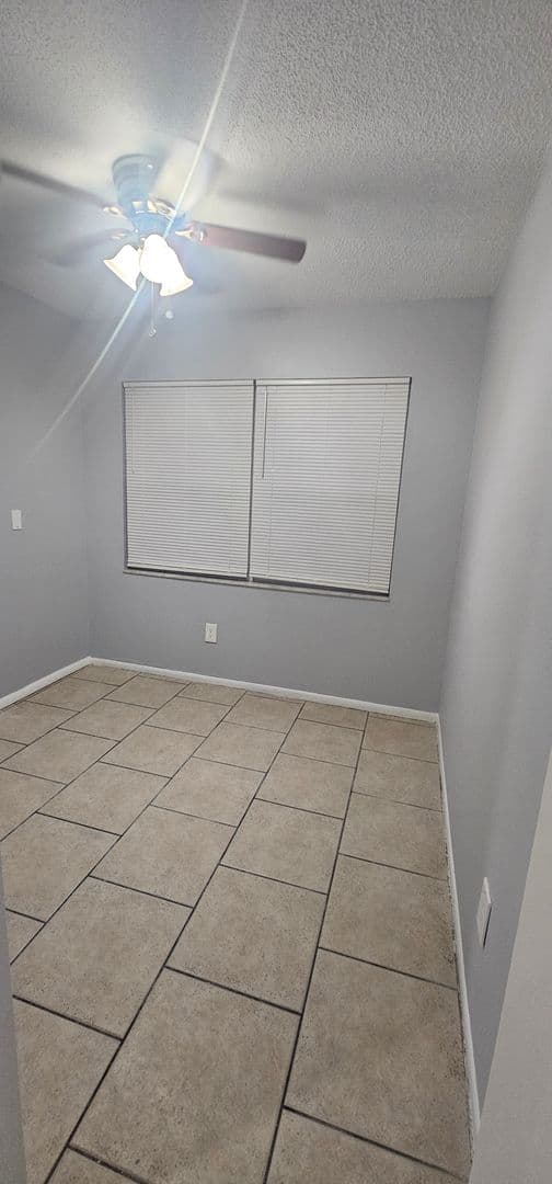 Orlando Apartment: 5684 Tomoka Drive #106