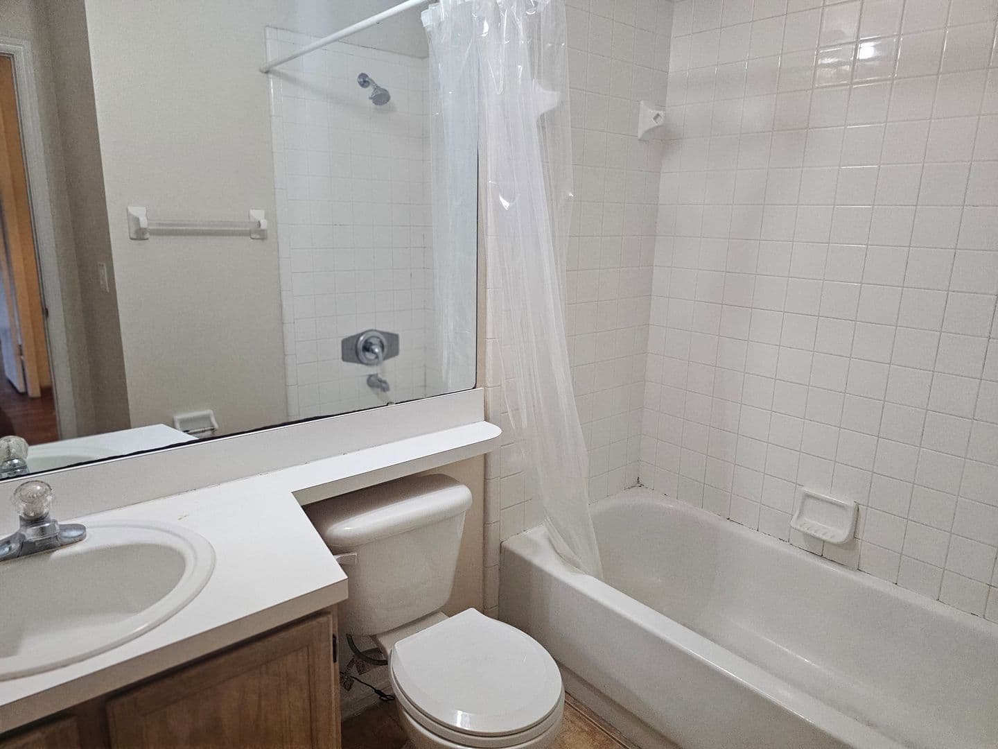 Orlando Apartment: 14508 Laguna Beach Circle