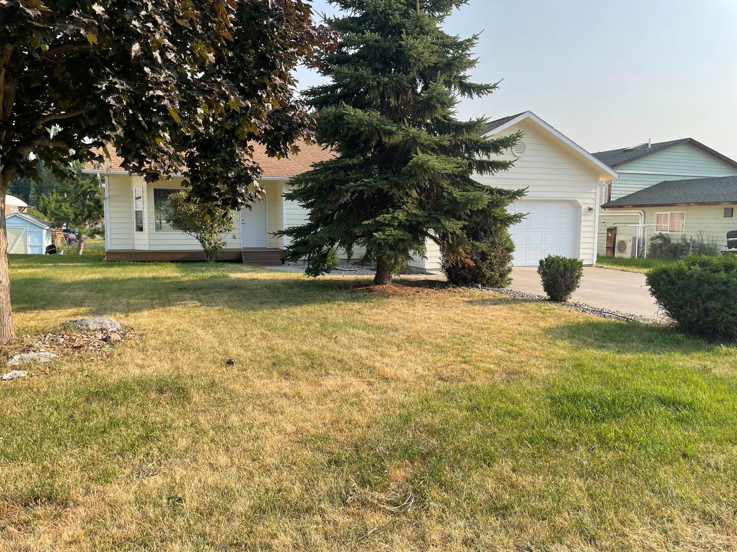 Lakeside House: 105 Ben Williams