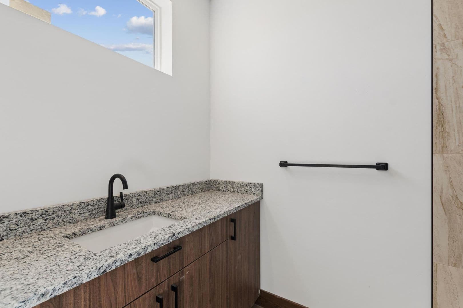 Kalispell Apartment: 2004 Jefferson Blvd - 202 (XXX)