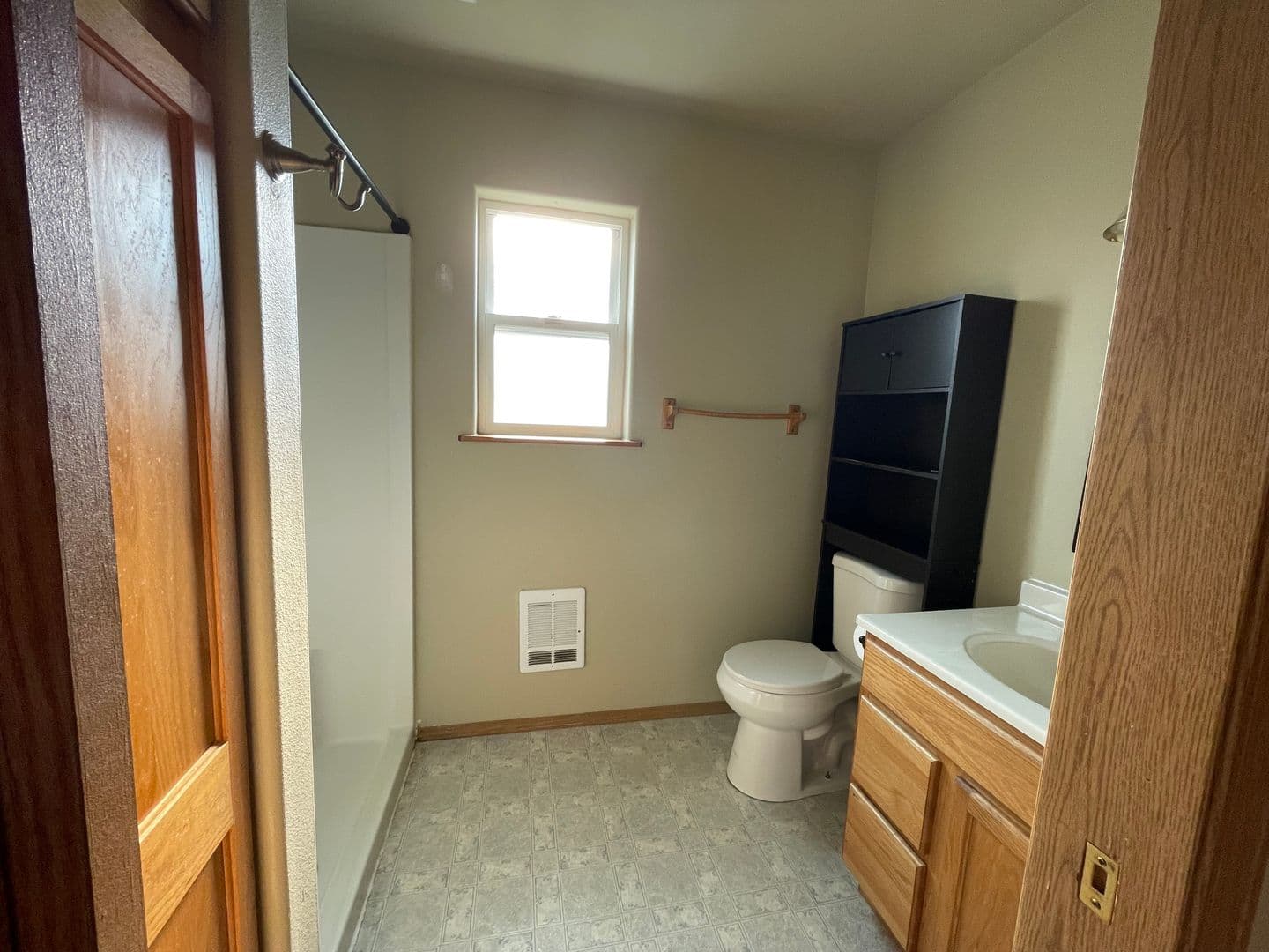 Lakeside House: 105 Ben Williams