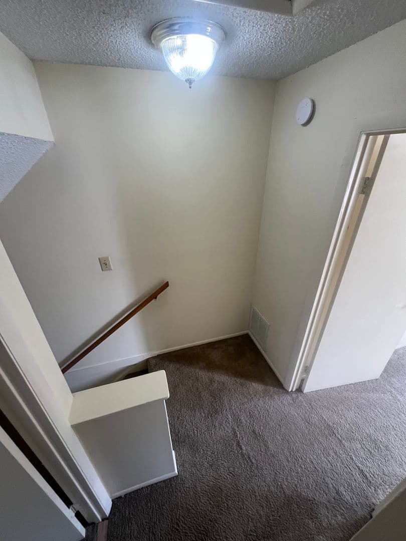 Ocala Townhome: 2201 SE 14TH Ave