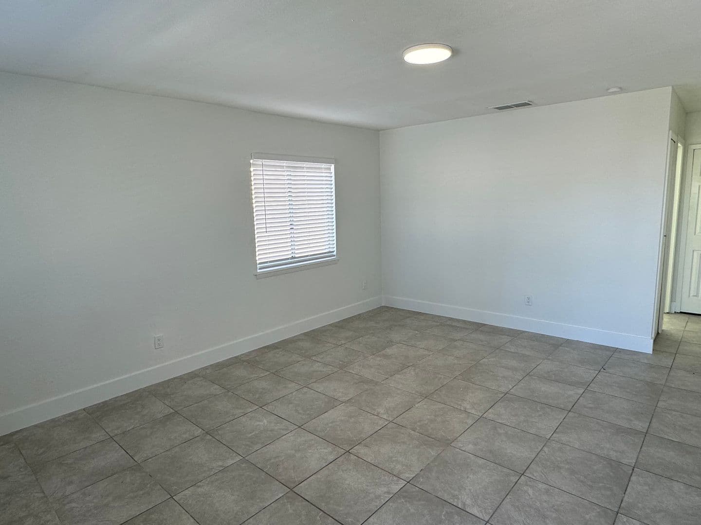 Orlando Apartment: 6243 Cleveland St.