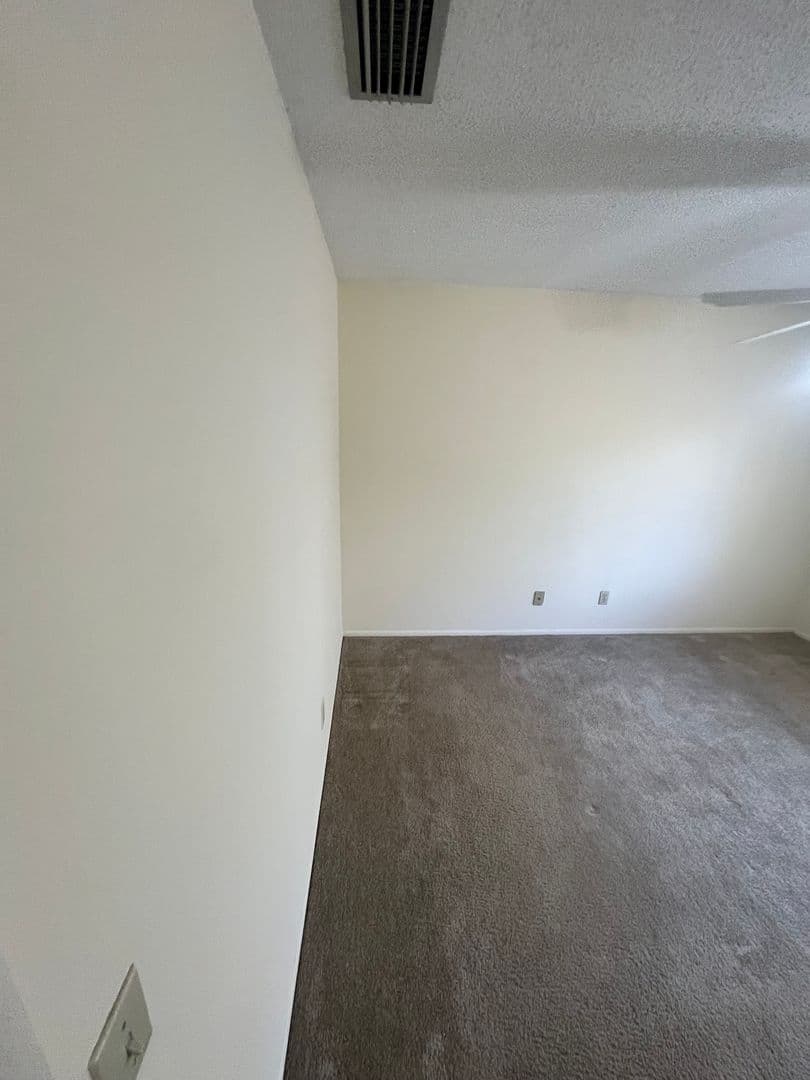 Ocala Townhome: 2201 SE 14TH Ave