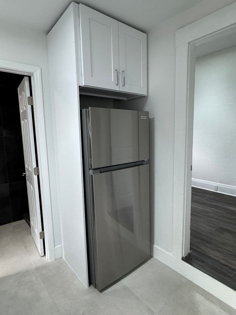 Lakeland Apartment: 732 S Johnson Ave