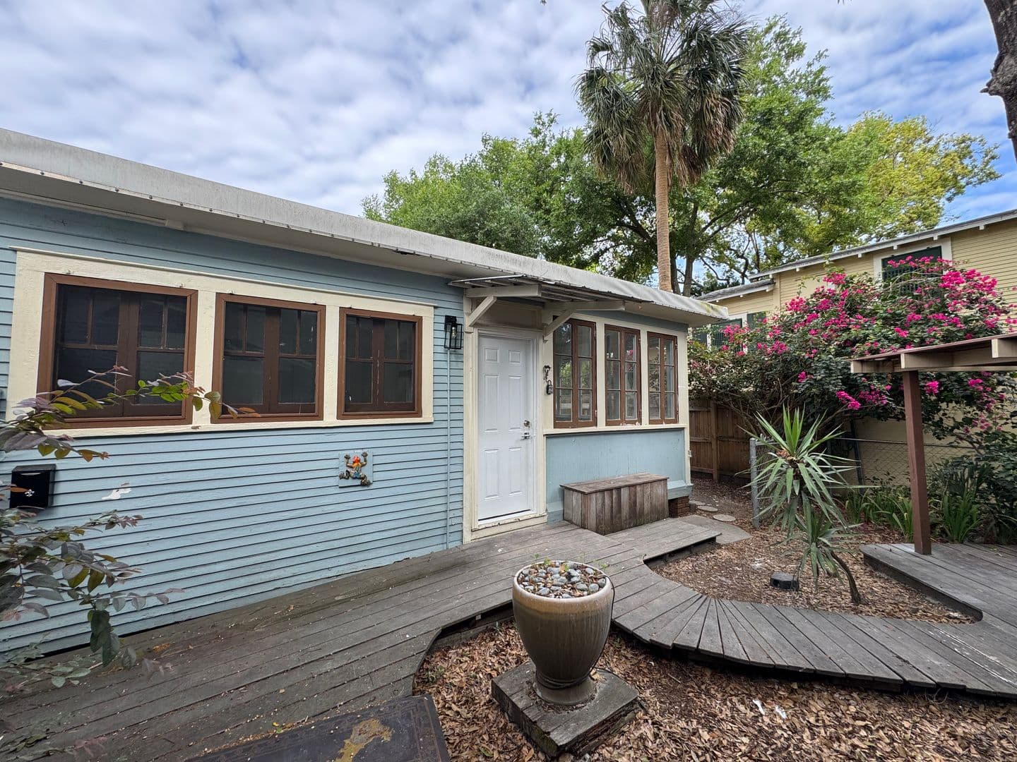 Lakeland Apartment: 732 S Johnson Ave