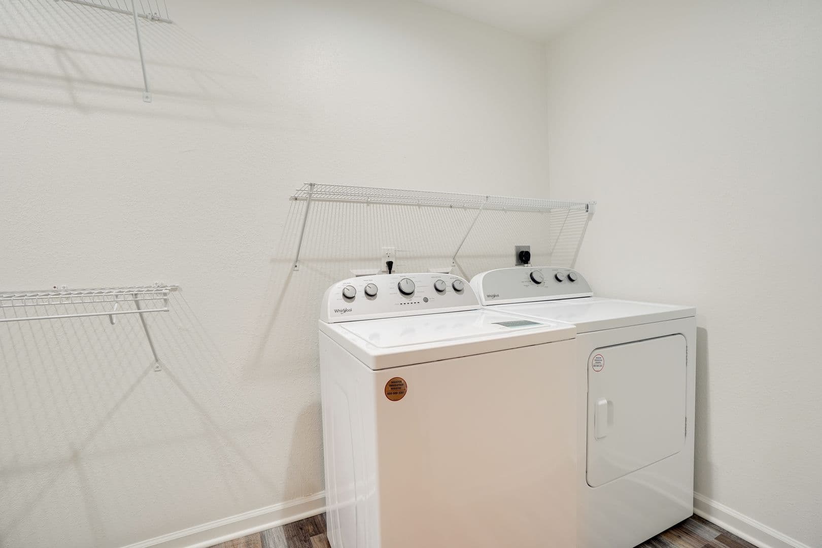 Paducah Apartment: 2057 Holt Road E