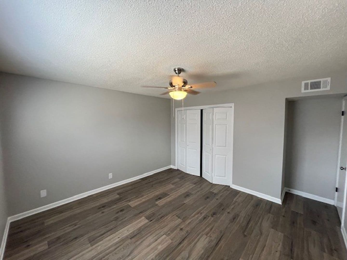 Lake Charles House: 1604 Moss St. #13