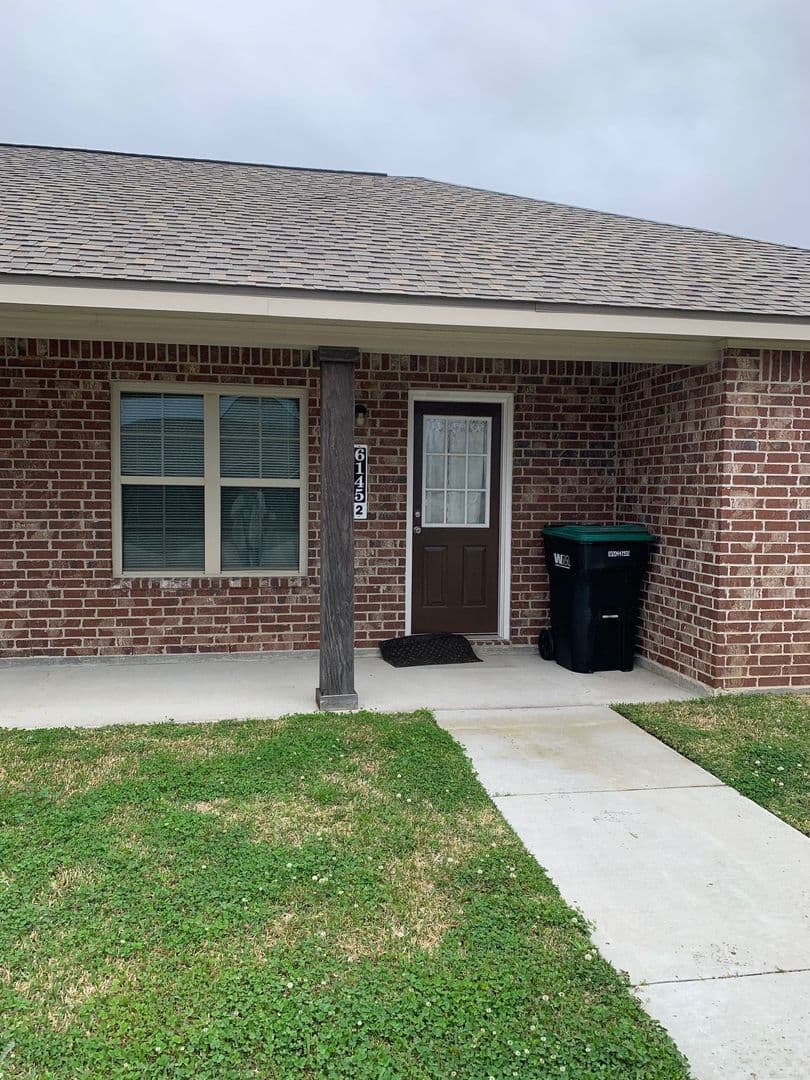 Lake Charles Apartment: 6127 Mark Lebelu Road Unit 2(NEW)