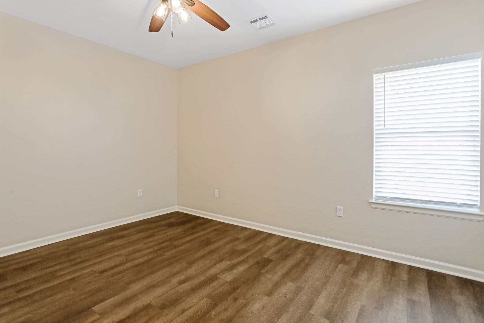 Lake Charles Apartment: 1815 Elm Street (St Andrews)