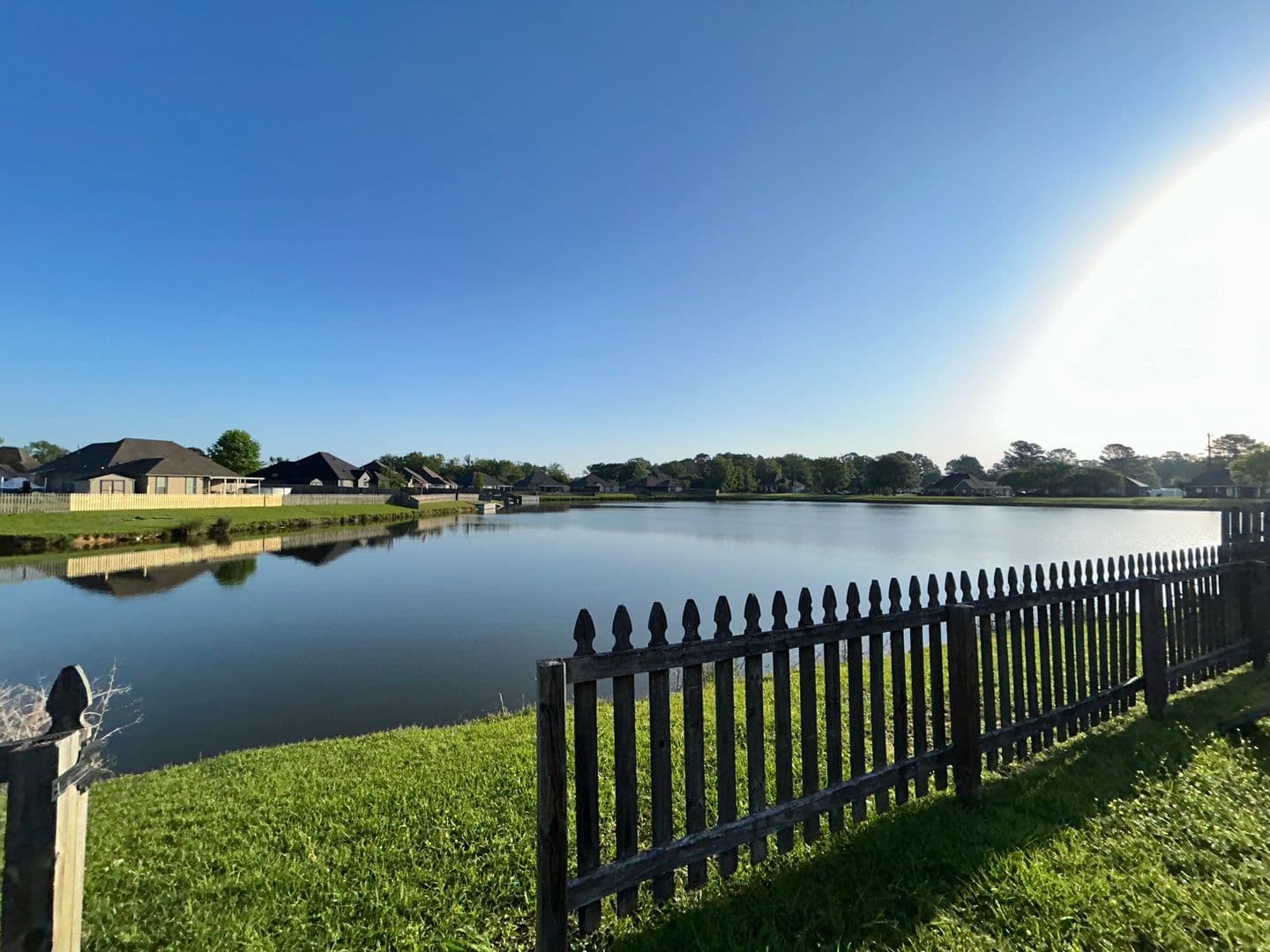 Prairieville House: 41488 Creekstone Ave