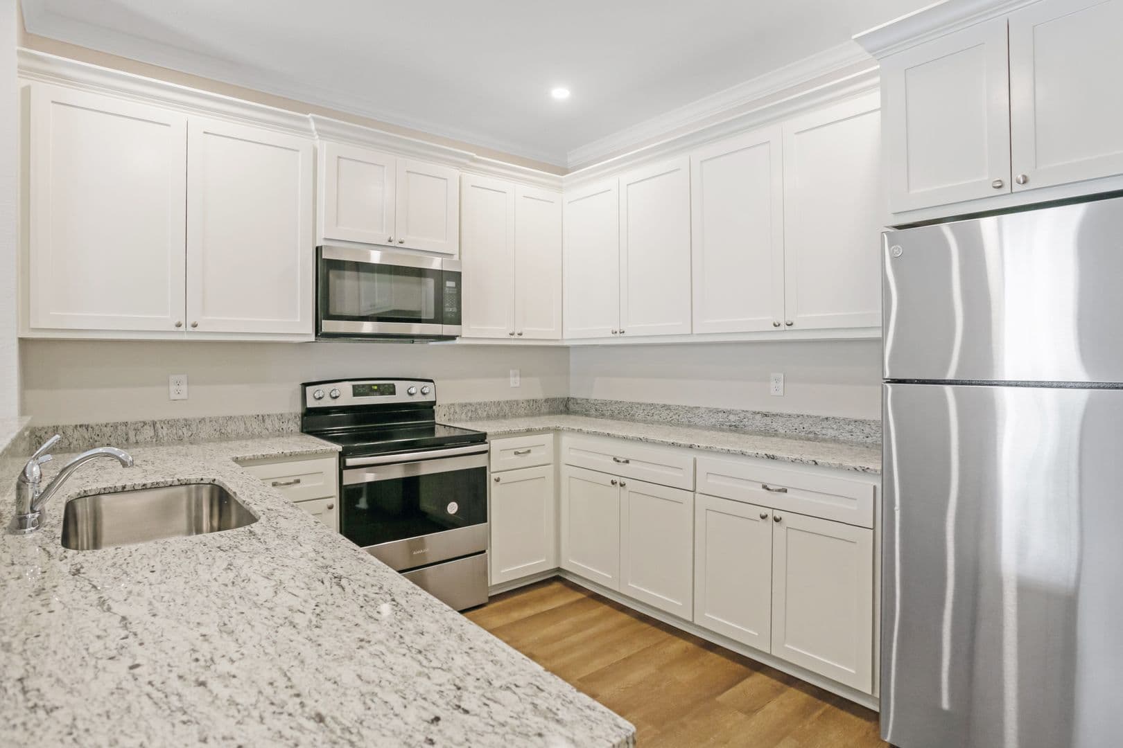 Lake Charles Apartment: 1815 Elm Street (St Andrews)