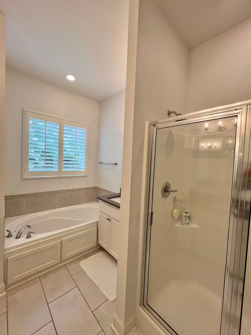Baton Rouge Townhome: 8111 Stonelake Circle Ave