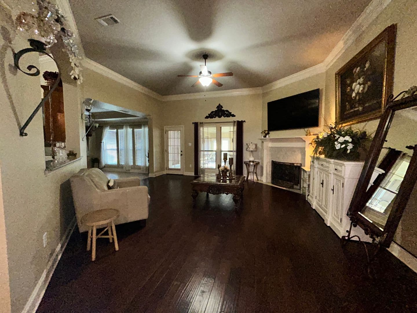 Prairieville House: 41488 Creekstone Ave