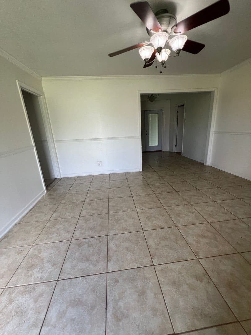 Sulphur House: 2144 Kathy Dr