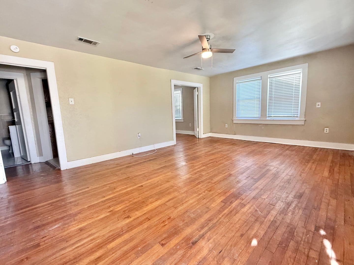 Baton Rouge House: 835 Iris St.