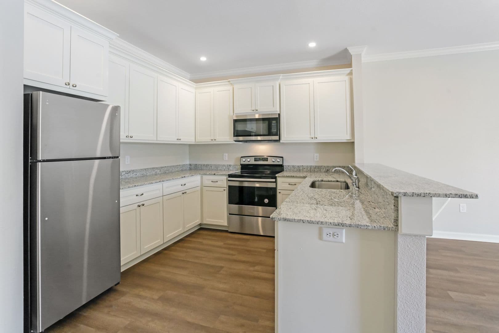 Lake Charles Apartment: 1815 Elm Street (St Andrews)