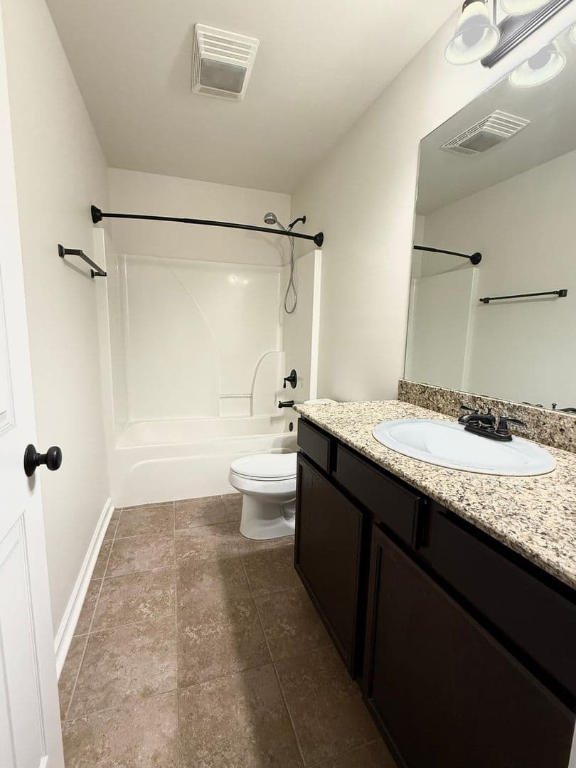 Prairieville House: 15390 Eaglestone Dr.