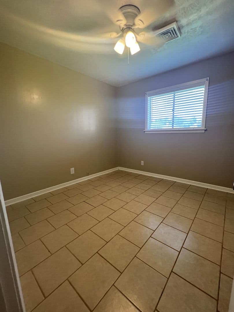Sulphur House: 2144 Kathy Dr