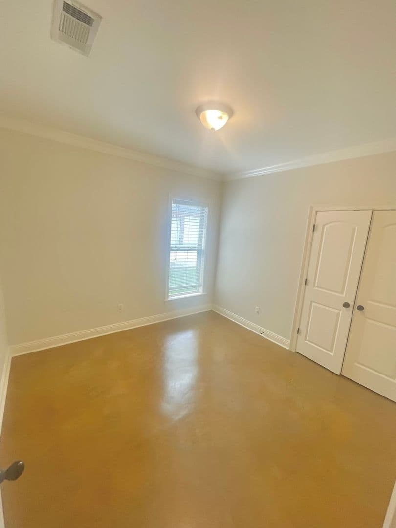 Port Allen House: 2366 Woodland Ct.
