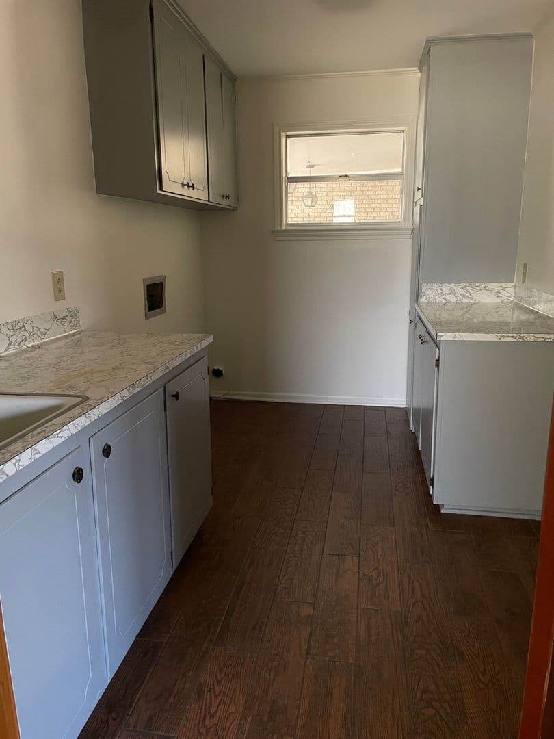Baton Rouge House: 2221 77th Avenue