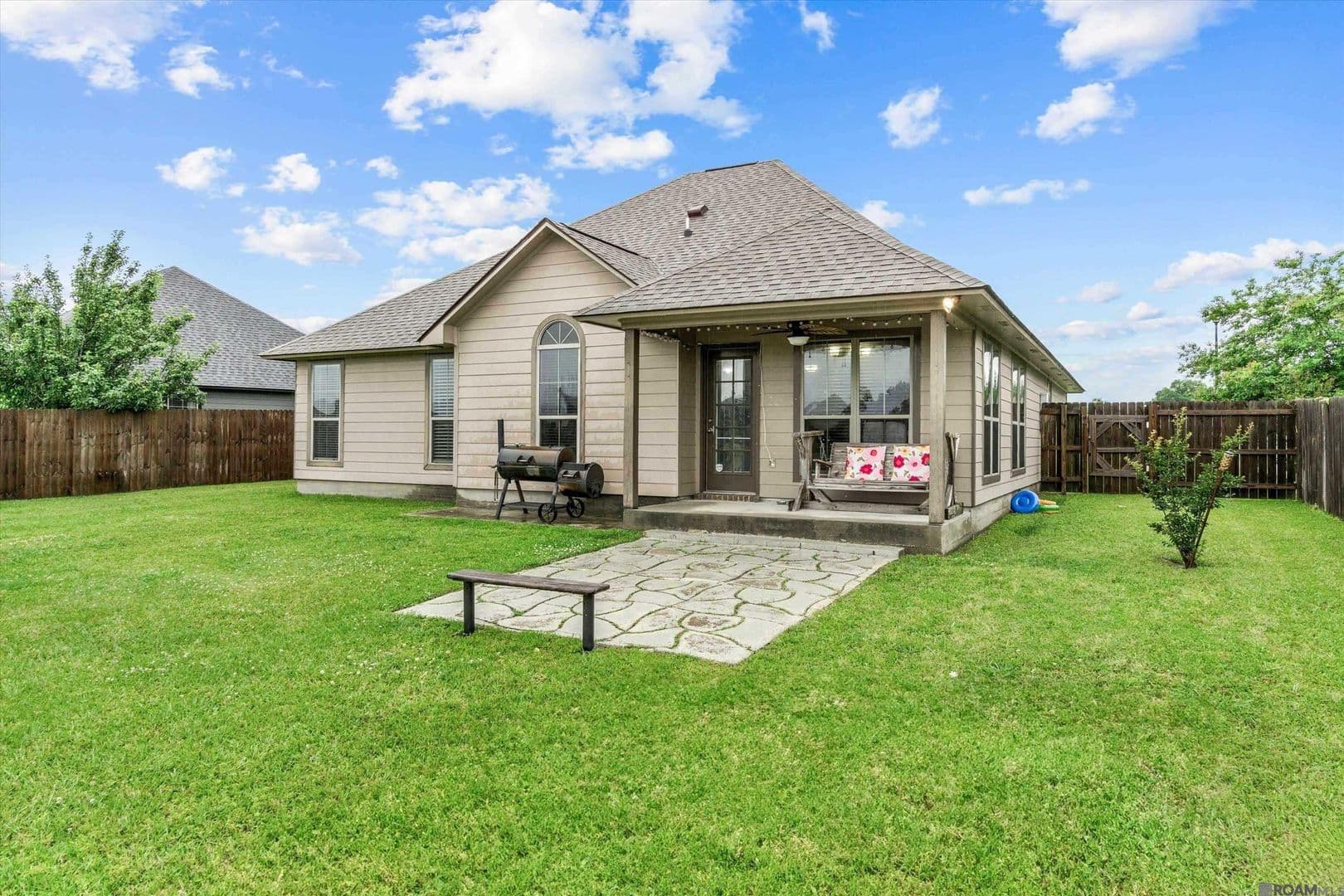 Prairieville House: 41481 Hearthstone Ave
