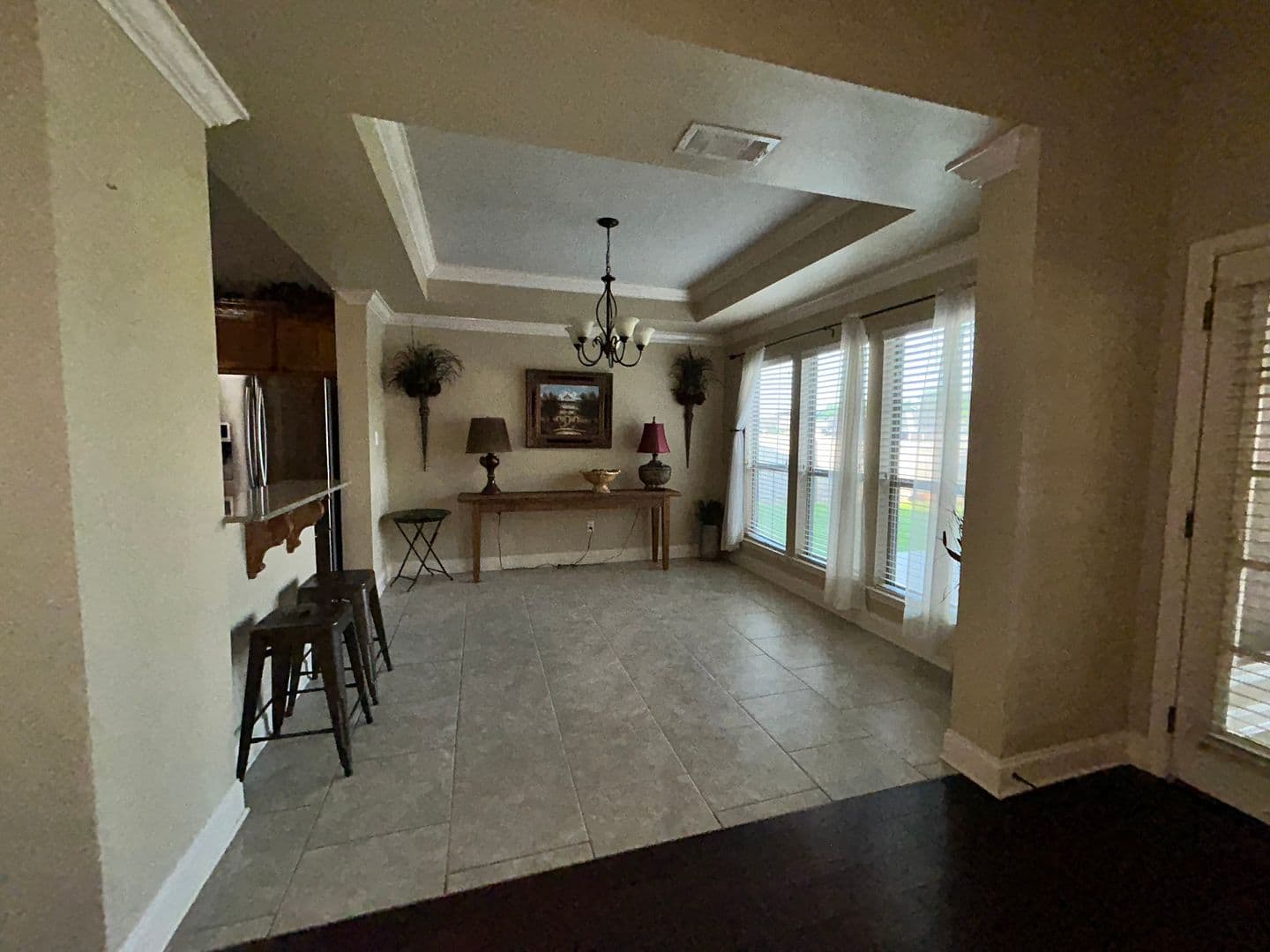 Prairieville House: 41488 Creekstone Ave