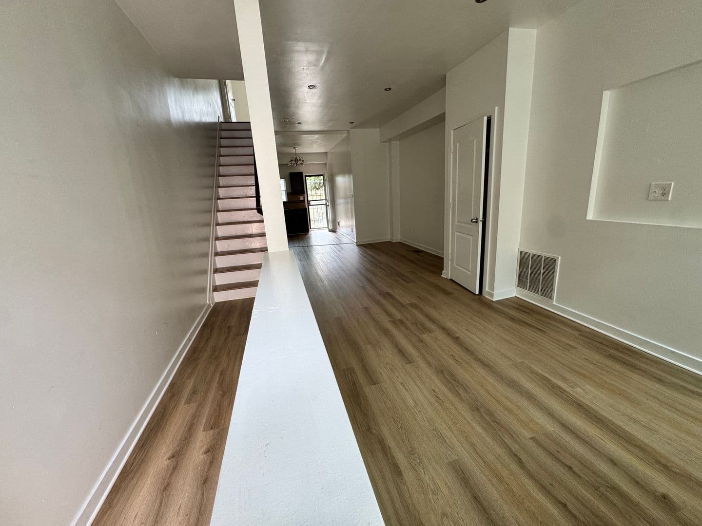 Philadelphia House: 1238 W Firth Street
