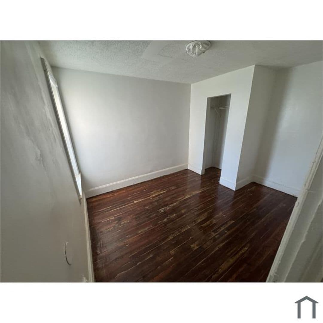 Coatesville House: 330 Walnut St.