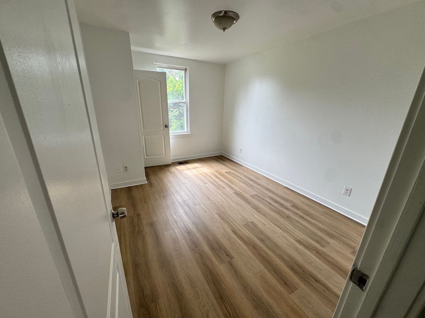 Philadelphia House: 1238 W Firth Street
