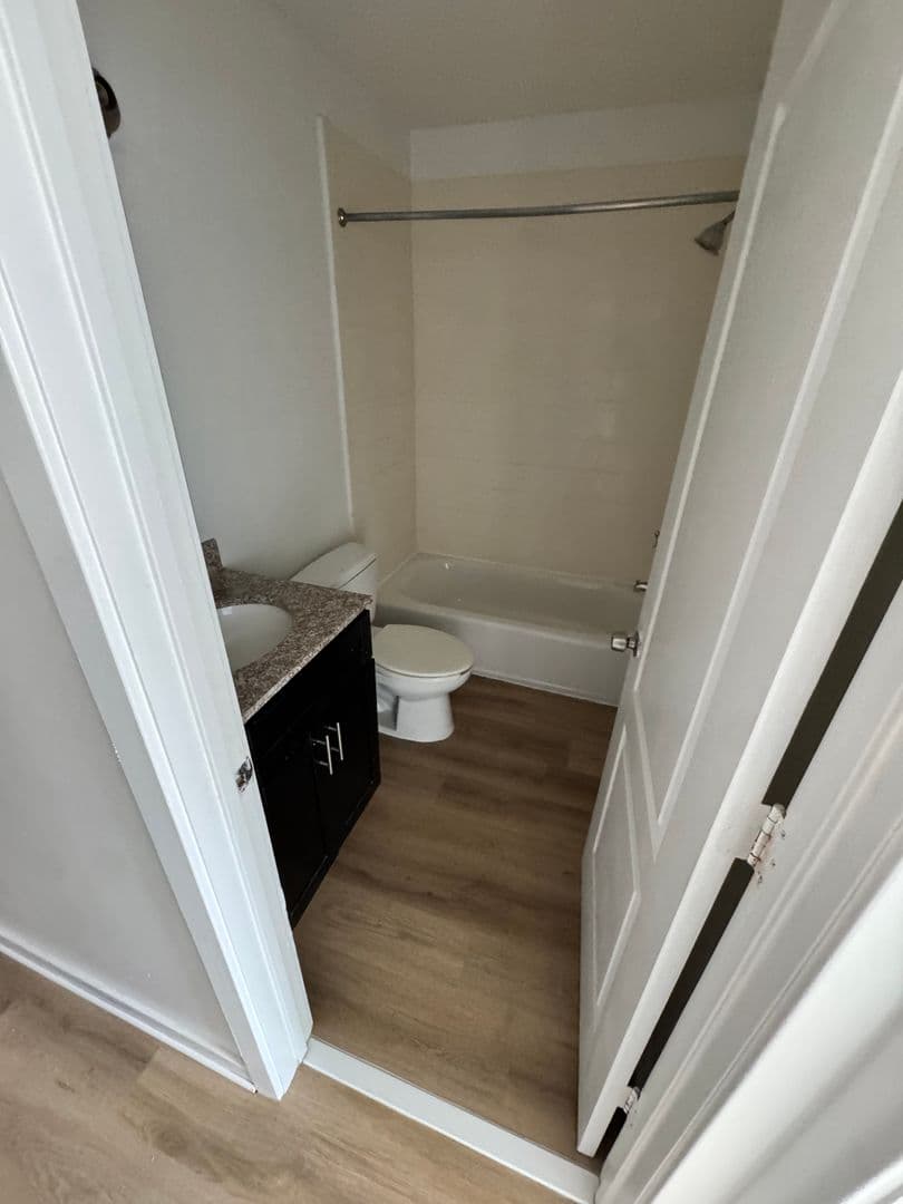 Philadelphia House: 1238 W Firth Street