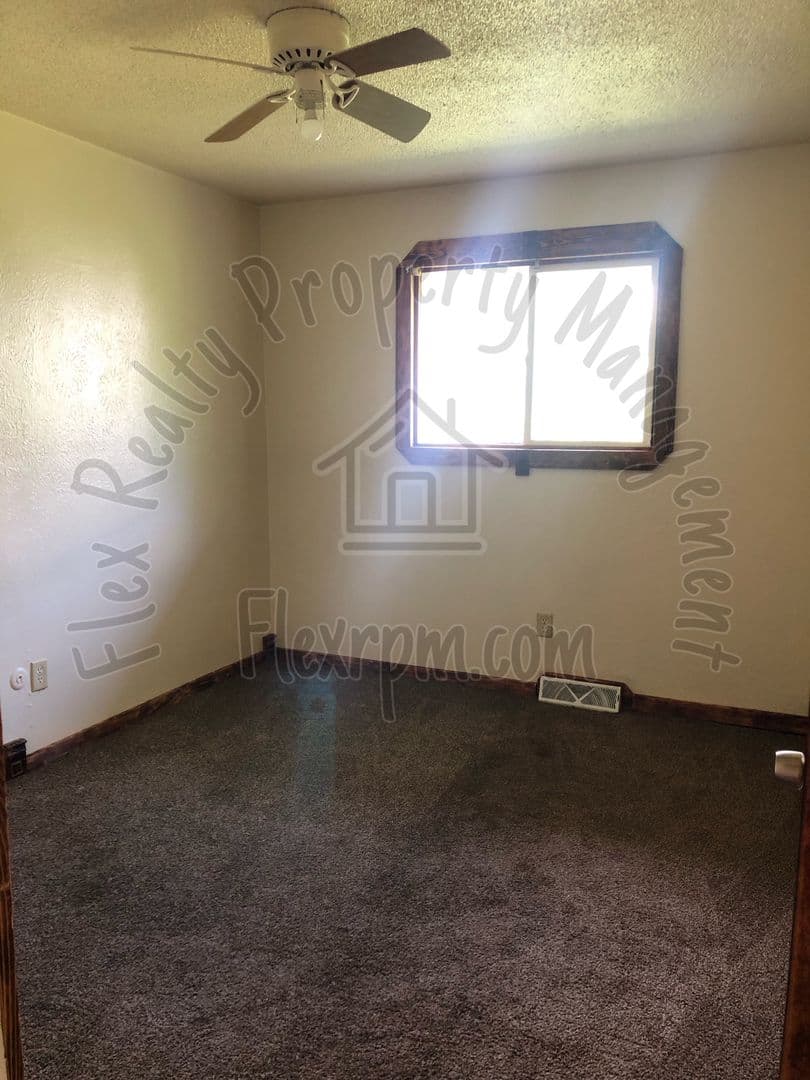 TOLEDO Apartment: 1112 BRONSON