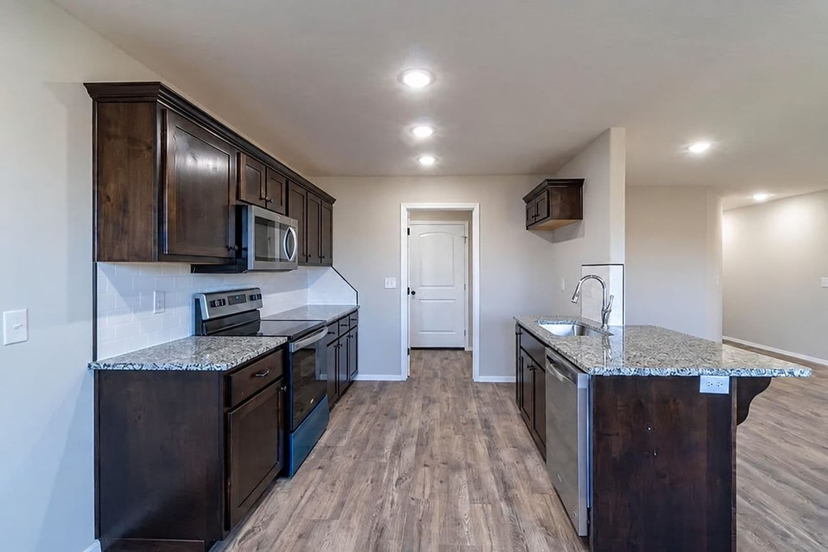 Ozark House: 1807 S 15th Ave