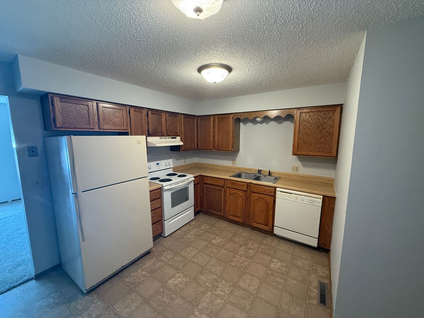Springfield House: 1517 W Madison