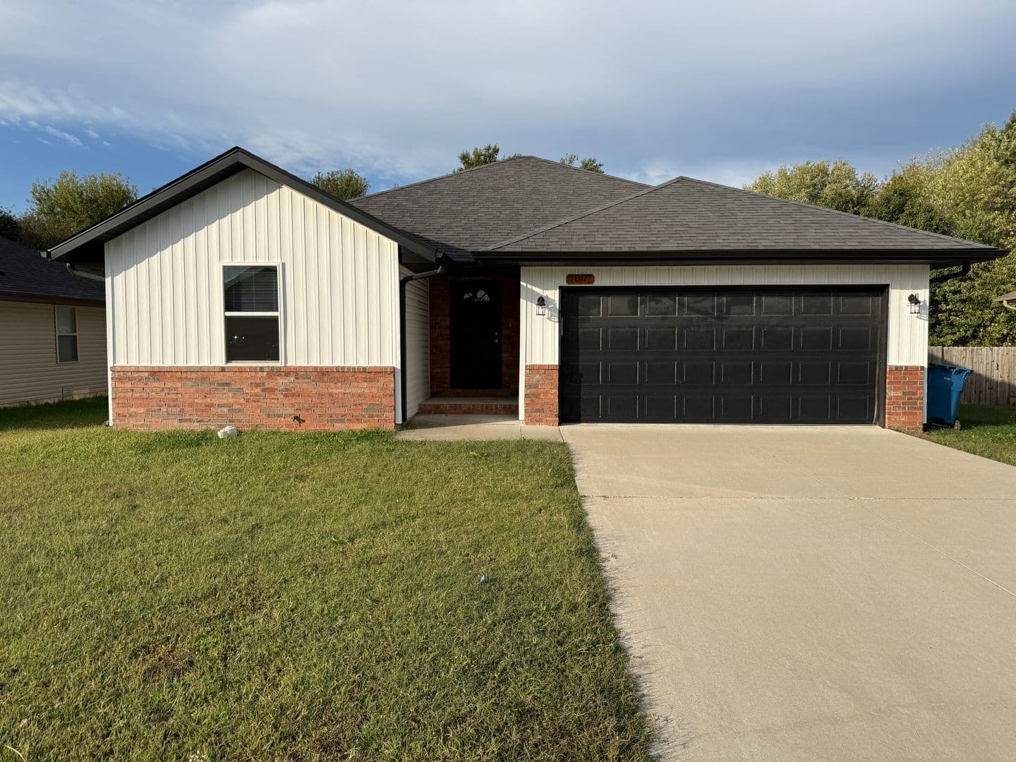 Ozark House: 1807 S 15th Ave