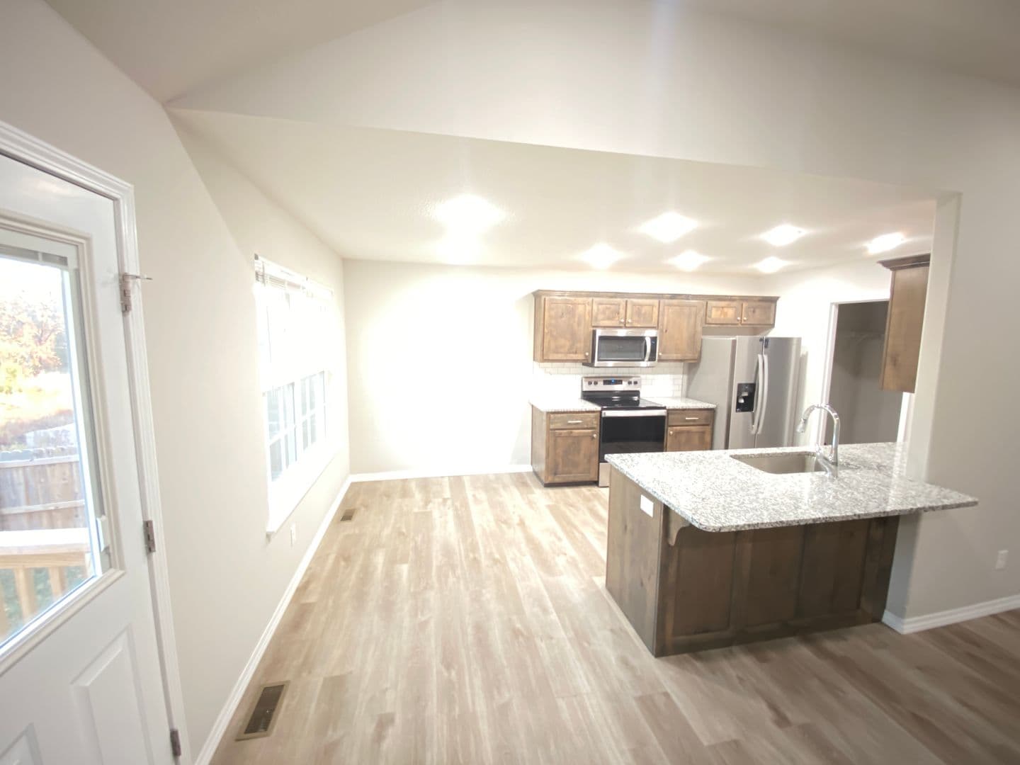 Nixa House: 604 Southgate