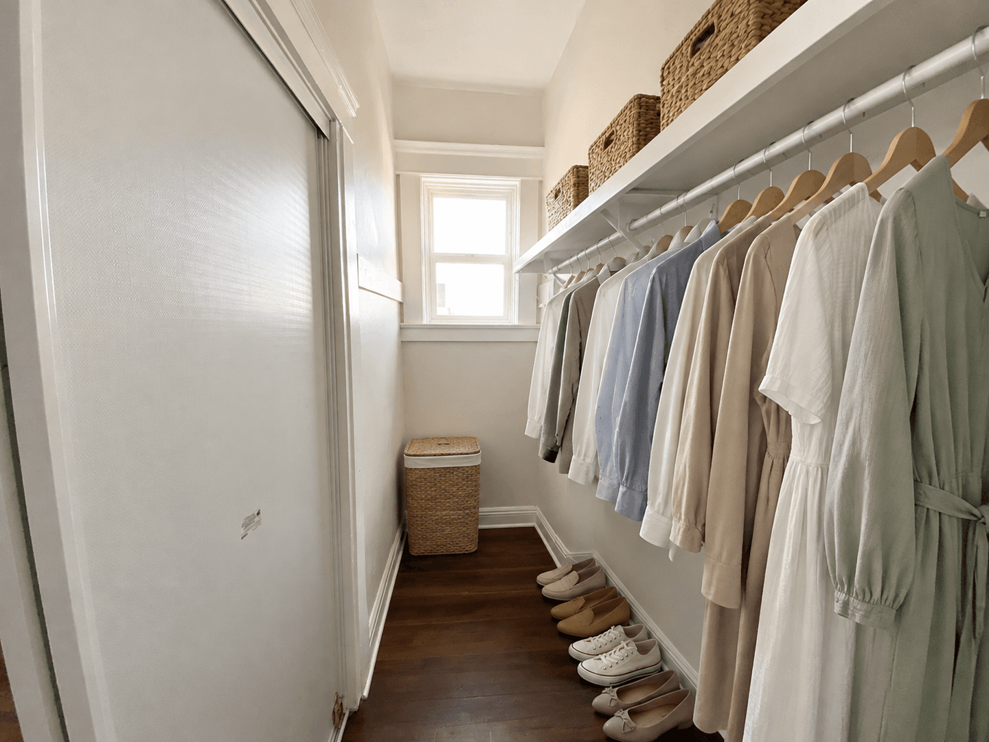 Los Angeles Apartment: 722 Hartford Ave.