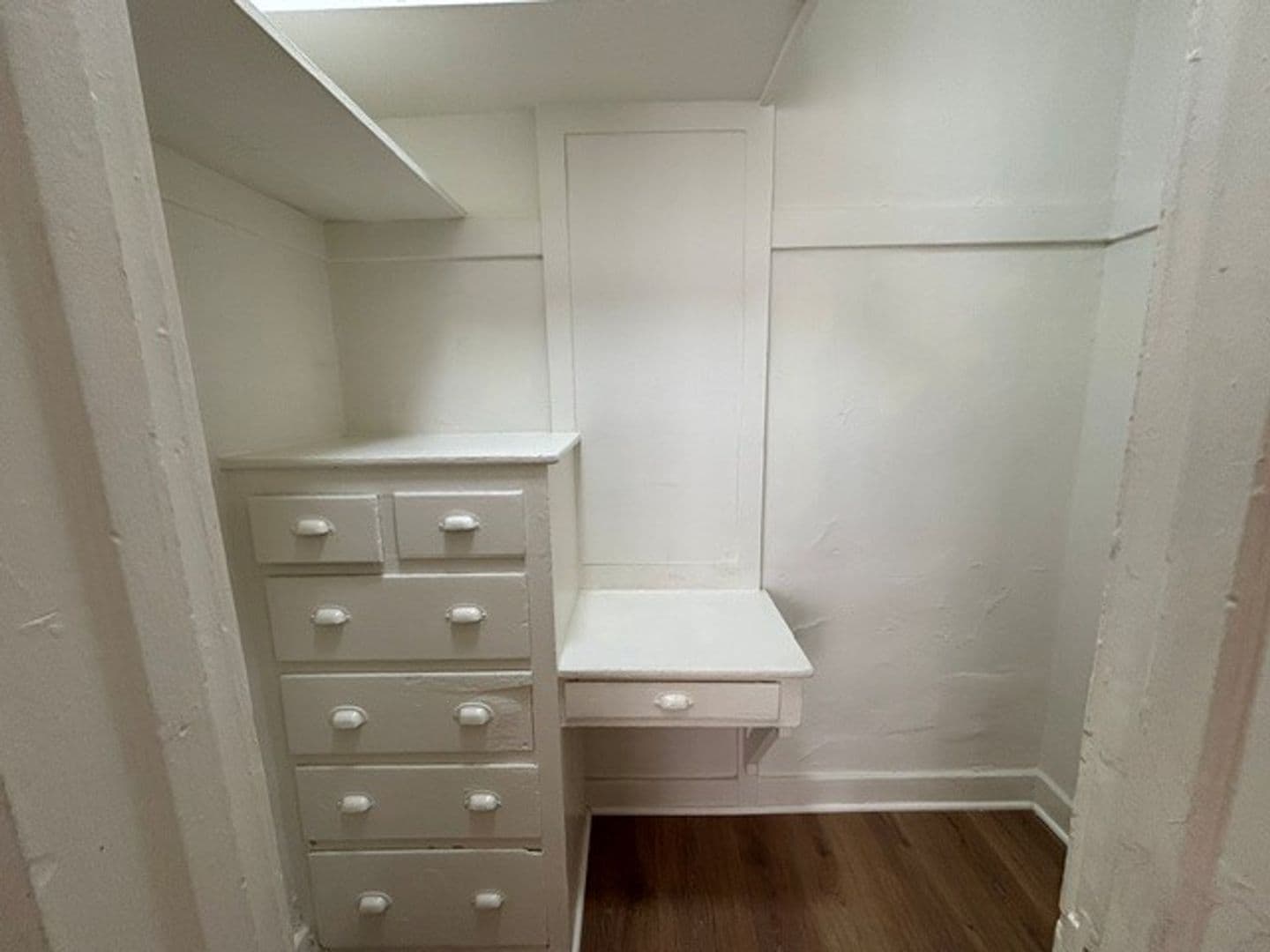 Los Angeles Apartment: 501 S. Rampart Blvd.